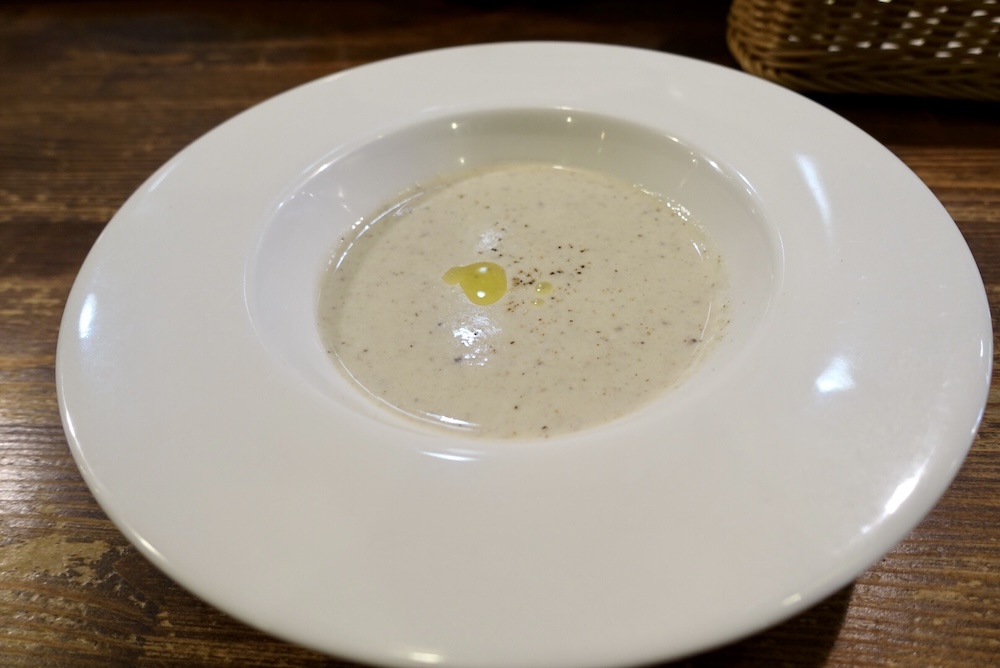 牡蠣の濃厚ポタージュ